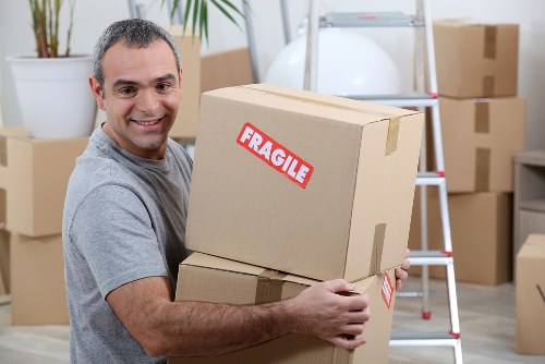 Fulham moving team managing a local neighborhood move